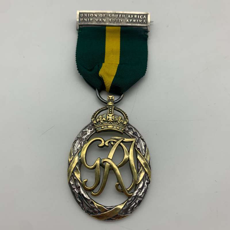 Union of S.A.  Silver 'Efficiency Decoration' (CAPT. H. Smith)