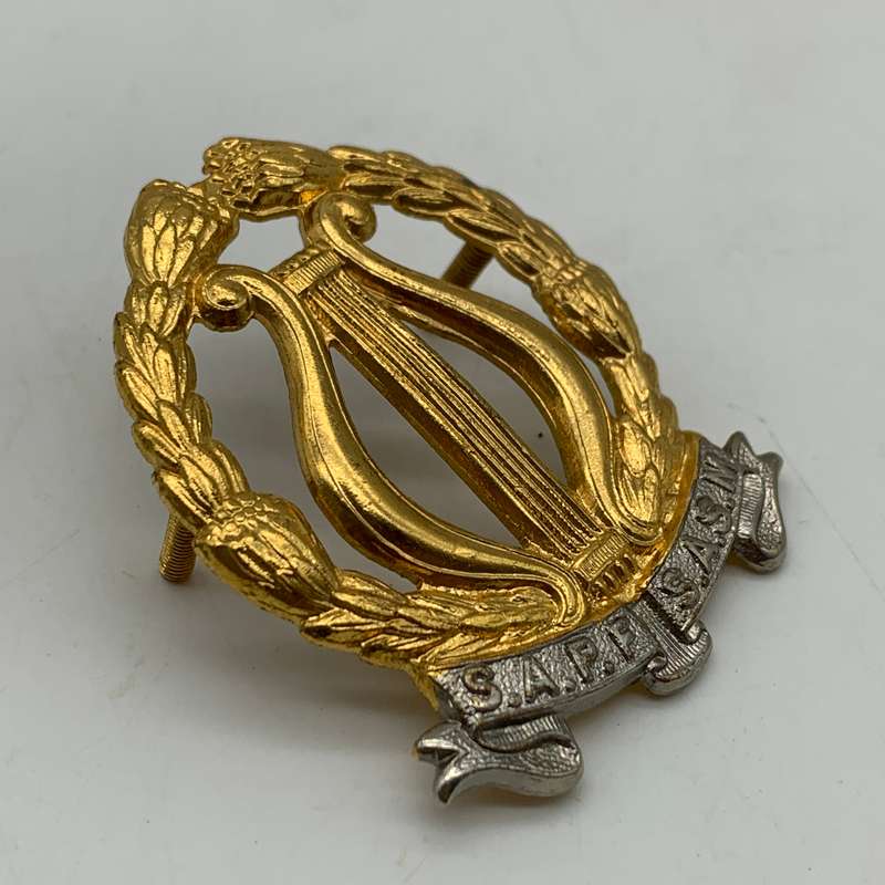 SADF - 'South African Army Band' (S.A.P.F.) Cap Badge