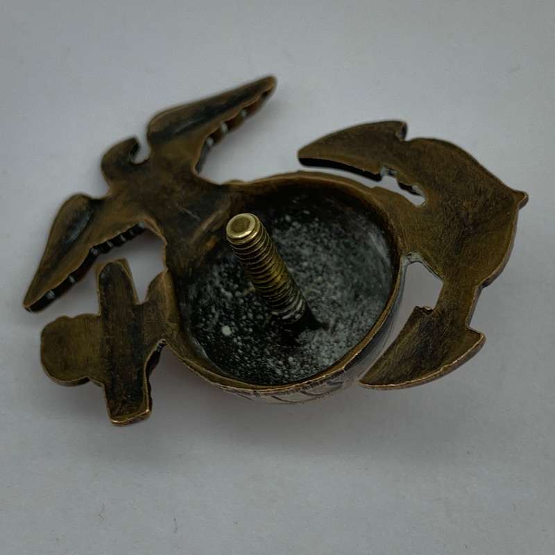 America  Early 'U.S. Marine Corps' Cap Badge