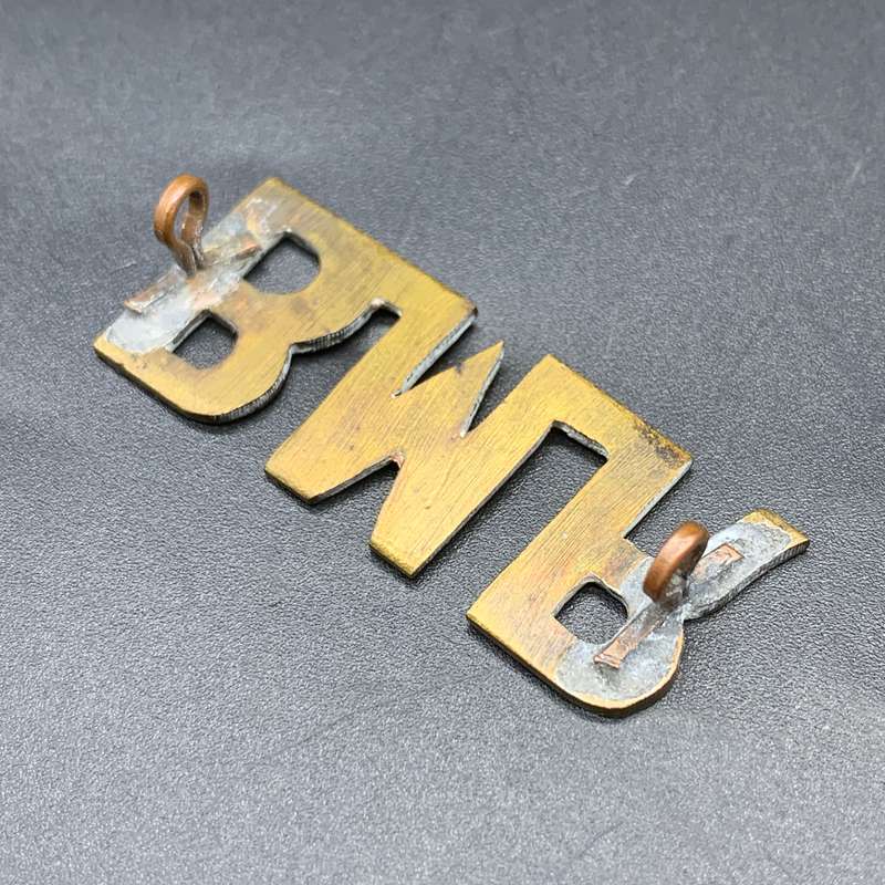 Boer War  Rare Small 'Border Mounted Rifles' Shoulder Title (1894-1902)