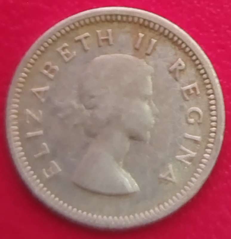 1953     THREEPENCE   COIN   SILVER           SUN15070