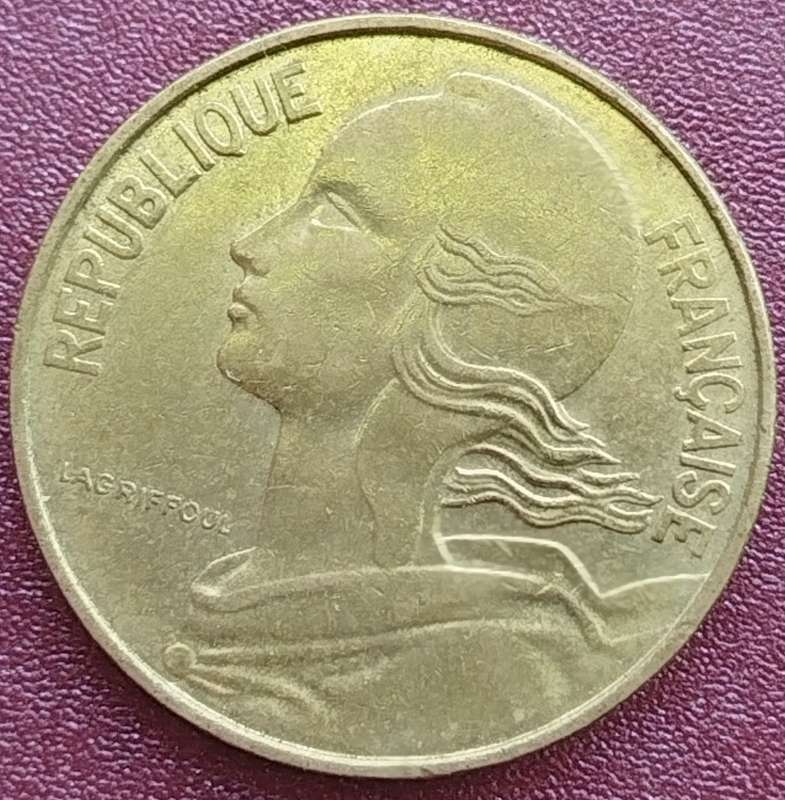 1983         10 Centimes Coin      FRANCE          SUN15245