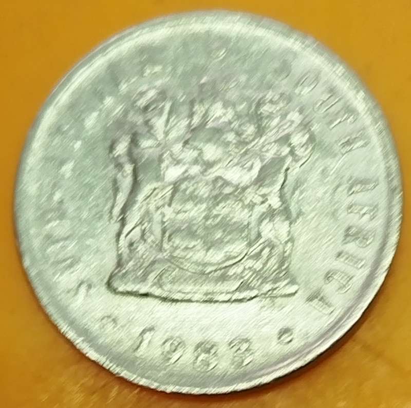 1983   5c   Coin                SUN15541