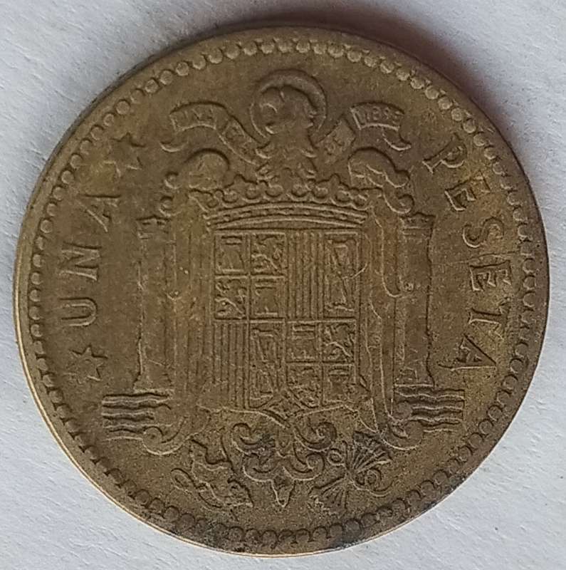 1953        Una Peseta  Coin       Spain         SUN16405
