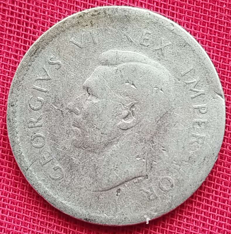 1938  Threepence Coin   ( SILVER 80% )             SUN17070