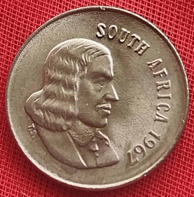 1967   5c   COIN   (English)       SUN17140