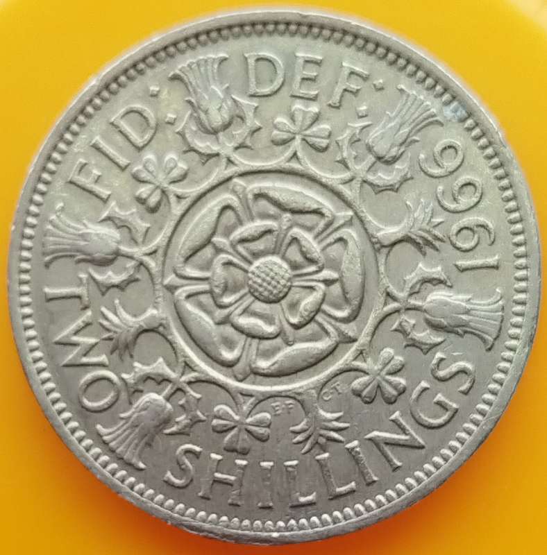 1966 -   TWO SHILLING Coin      United Kingdom         SUN17381