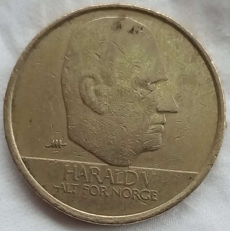 1995      10 Kroner - Harald V     NORWAY         SUN17403