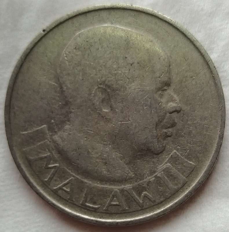1964    ONE SHILLING  Coin      Malawi         SUN17409