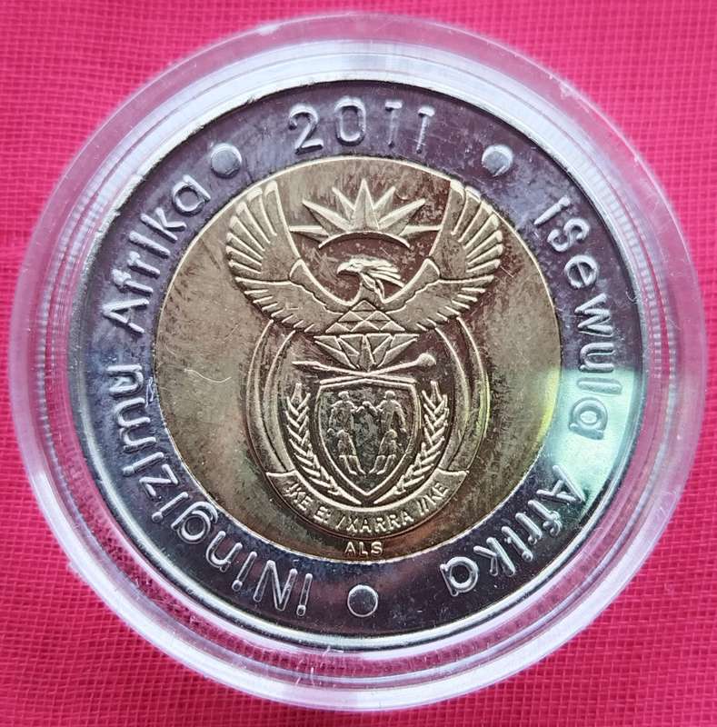 2011  R5 in Capsule - (90th Anniversary of the South African Reserve Bank )     17517