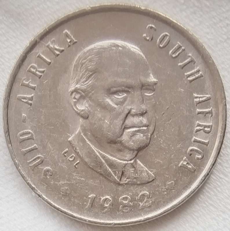 1982   5c   Coin       RSA         SUN17558
