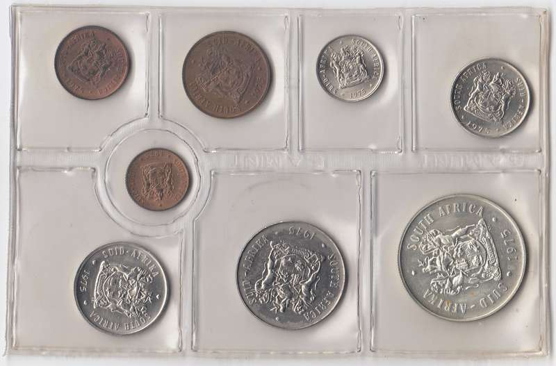 1975 MINT PACK UNC WITH SILVER R1 COIN       RSA