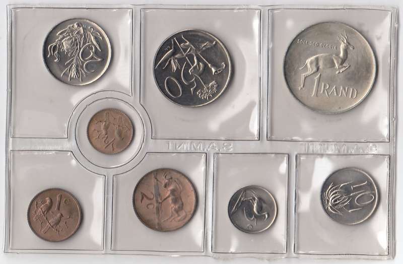 1976 MINT PACK UNC WITH SILVER R1 COIN       RSA
