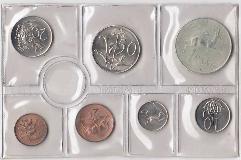 1968 MINT PACK UNC WITH SILVER R1 COIN (English)     RSA