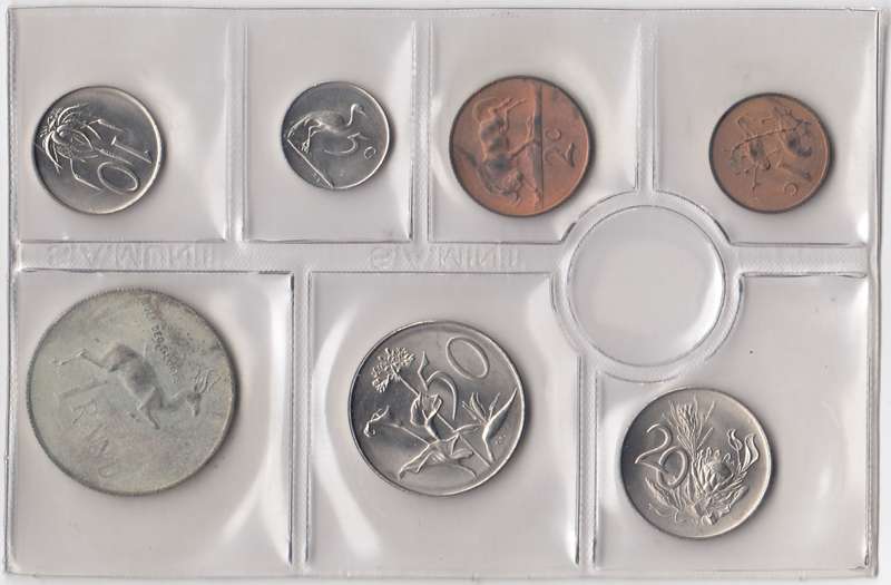 1968 MINT PACK UNC WITH SILVER R1 COIN (English)     RSA