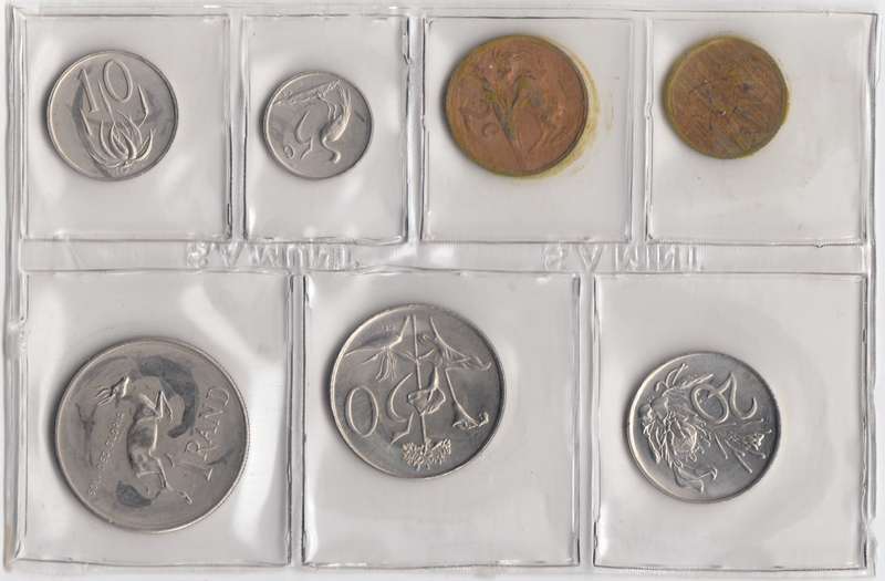 1981 MINT PACK UNC  SEALED FROM MINT      1981-044