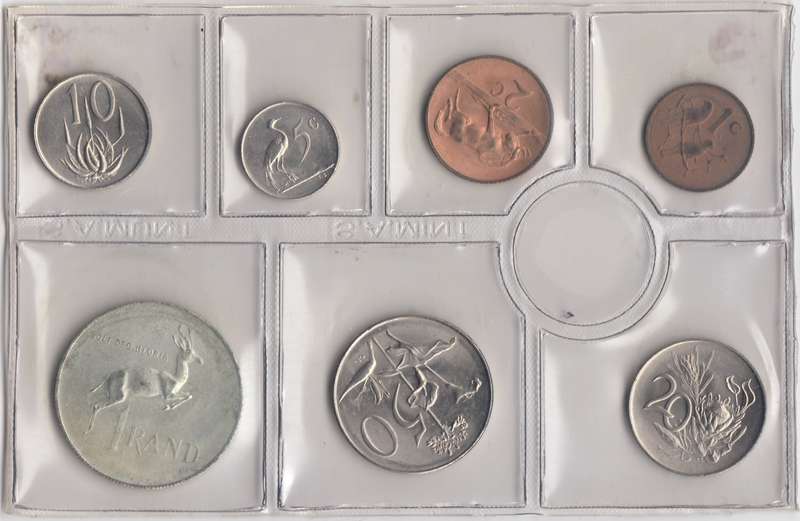 1968 MINT PACK UNC WITH SILVER R1 COIN (English)     1968-051