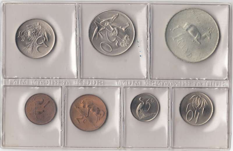 1967 MINT PACK UNC WITH SILVER R1 COIN (Afrikaans)     1967-052
