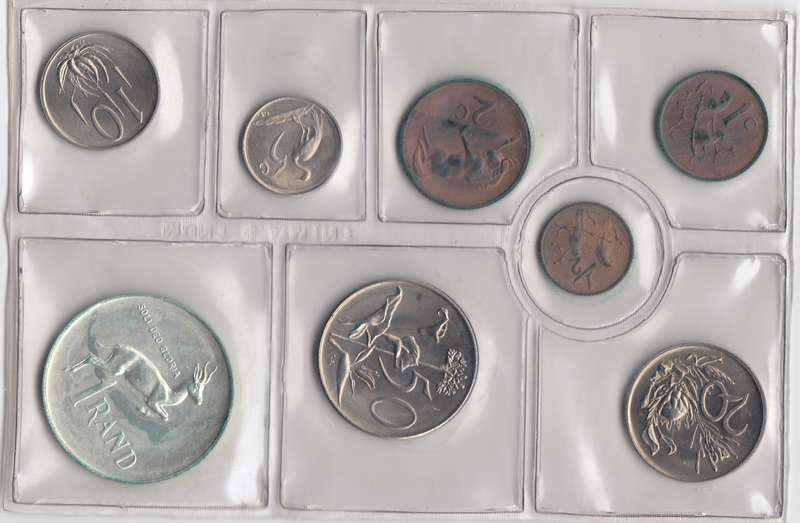 1973 MINT PACK UNC WITH SILVER R1 COIN       1973-061