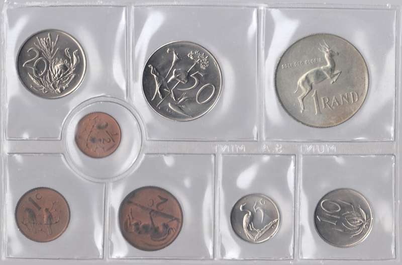 1971 MINT PACK UNC WITH SILVER R1 COIN       RSA                1971-076