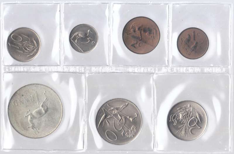 1967 MINT PACK UNC WITH SILVER R1 COIN (Afrikaans)     1967-077