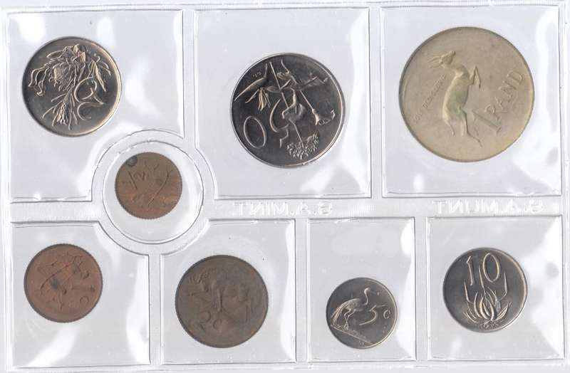 1976 MINT PACK UNC WITH SILVER R1 COIN       1976-078