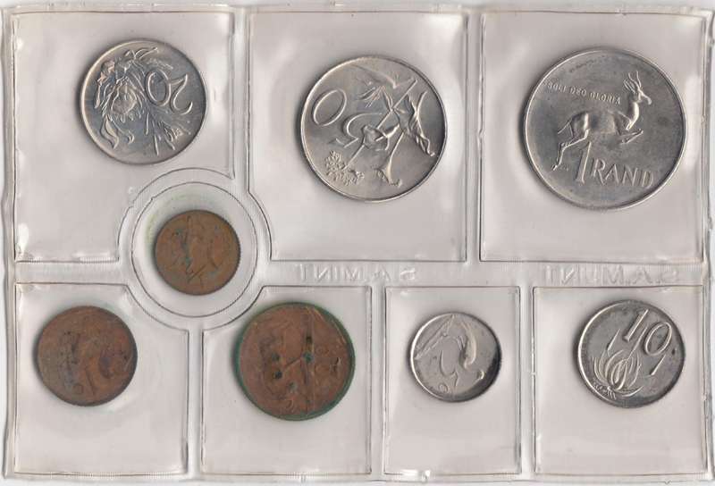 1979 MINT PACK UNC WITH 1/2 CENT COIN      1979-105