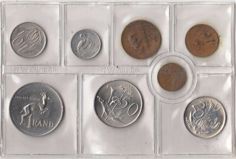 1979 MINT PACK UNC WITH 1/2 CENT COIN      1979-115