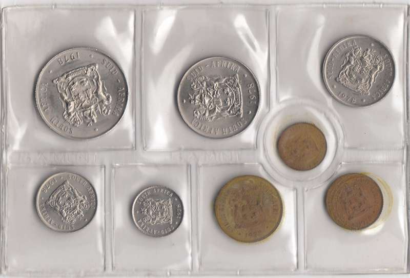1978 MINT PACK UNC WITH 1/2 CENT COIN      1978-123