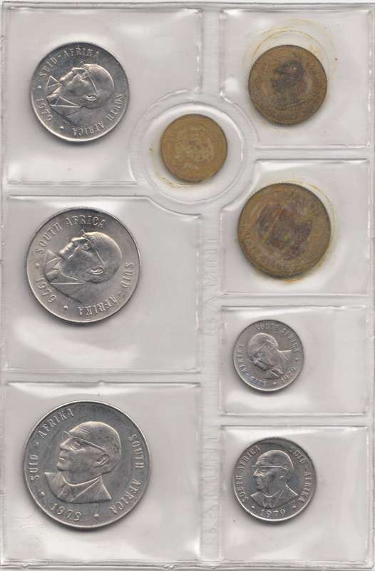 1979 MINT PACK UNC WITH 1/2 CENT COIN      1979-126