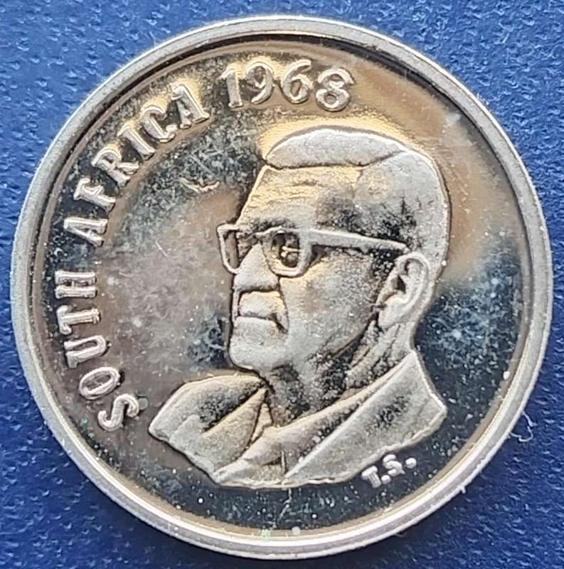 1968   5c   COIN   (English)       SUN18157