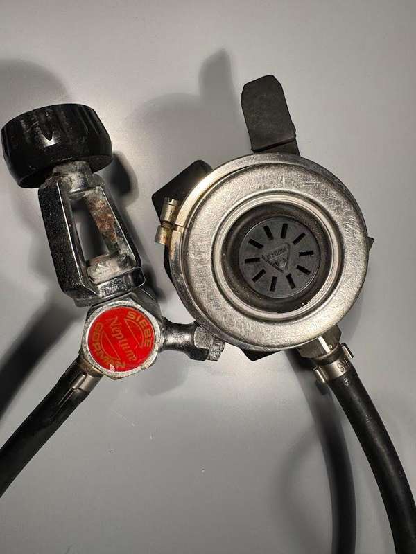 Siebe Gorman Neptune Draeger Secor 200 Regulator