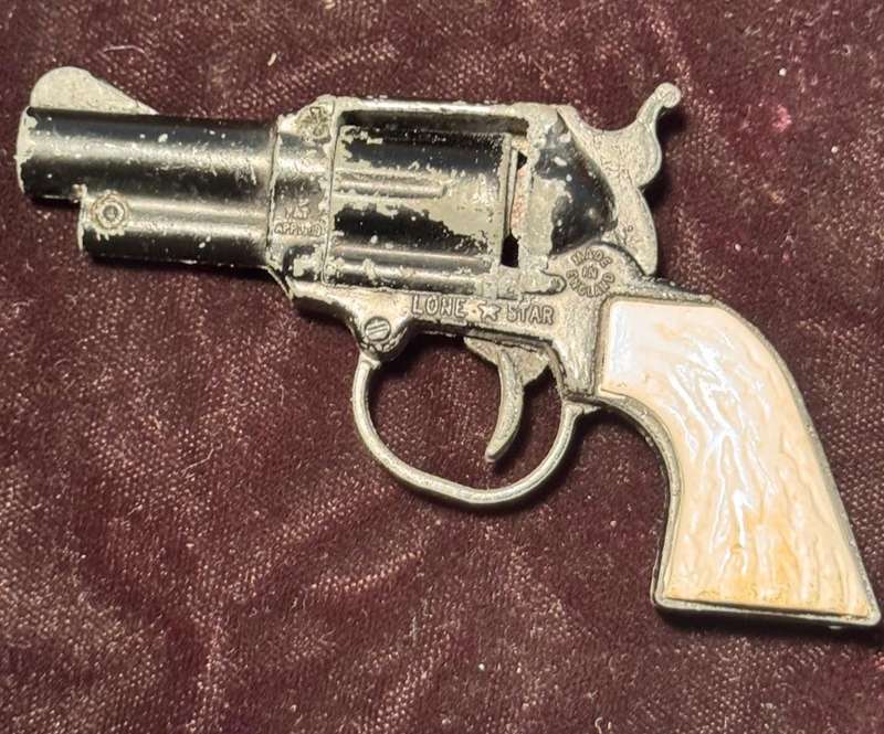 Vintage Lone Star Gambler Spud Gun/Cap Toy Gun. 1960s