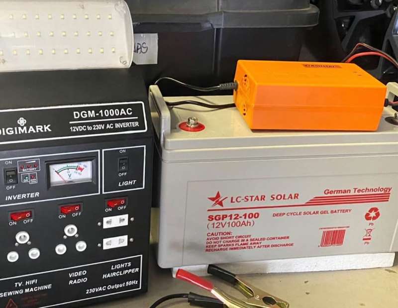 INVERTER PLUG AND PLAY COMPLETE SYSTEM - LIKE NEW