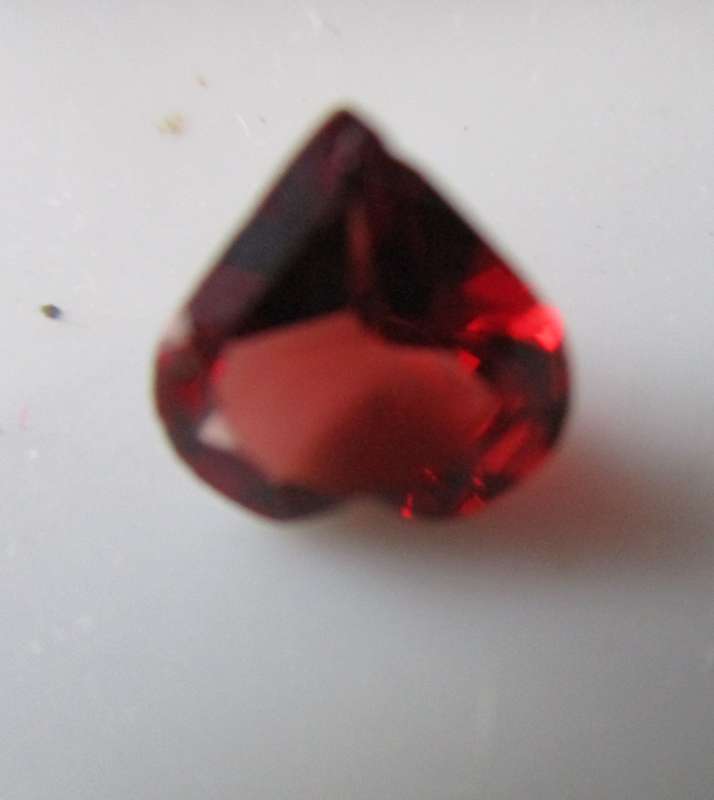 Heart 7.00mm Garnet 0.96ct.