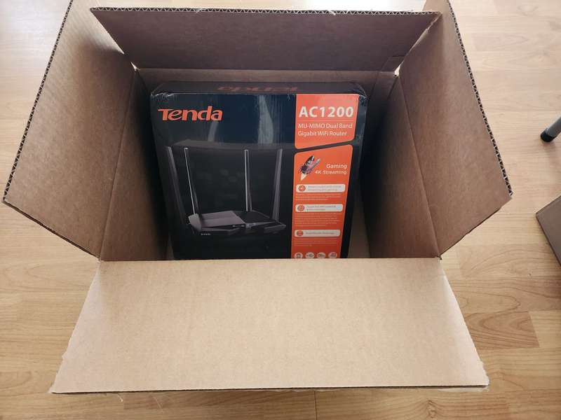 Tenda AC1200 MU-MIMO Dual Band Gigabit WiFi Router