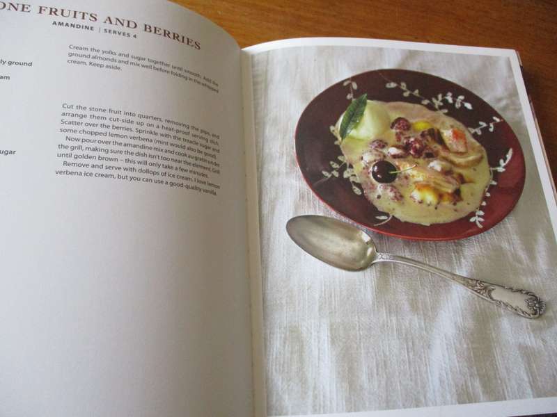 Taking it Easy 20 of SA's top chef's cook for family & friends  Andy Fenner
