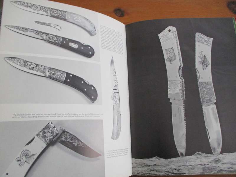2 KNIVES Books
