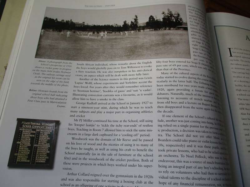 PRETORIA BOYS HIGH The Story of a South African School 1901-2001  John Illsley