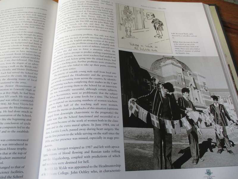 PRETORIA BOYS HIGH The Story of a South African School 1901-2001  John Illsley