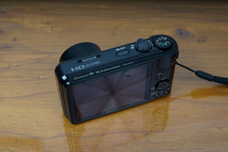 Sony Cyber-Shot DSC-HX7V 16.2 MP Exmor R CMOS sensor digital compact camera