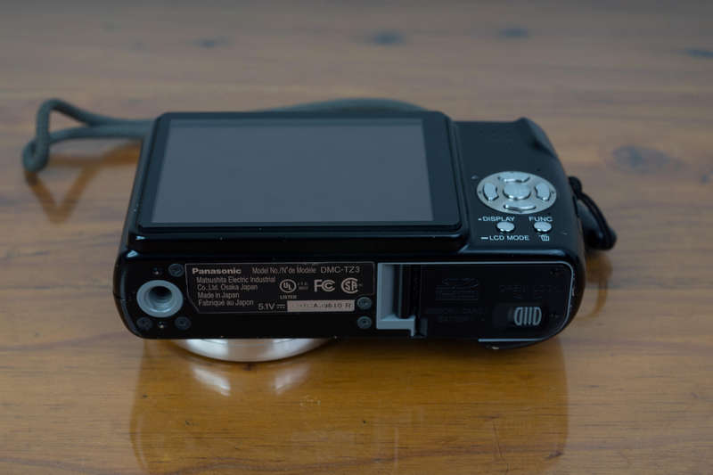 Panasonic Lumix DMC-TZ3 compact digital camera