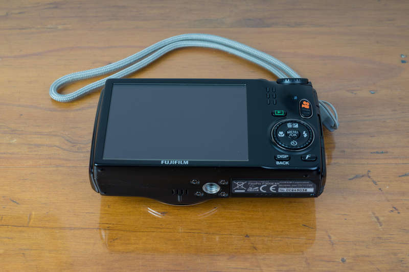 Fujifilm Finepix F300EXR 12mp digital camera
