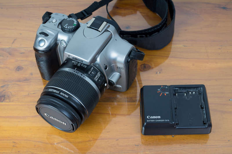 Canon EOS 300D digital SLR camera