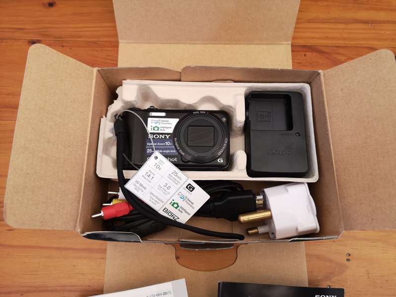 New old stock Sony Cyber-shot DSC-H55 digital compact camera
