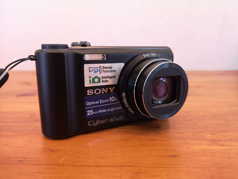 New old stock Sony Cyber-shot DSC-H55 digital compact camera