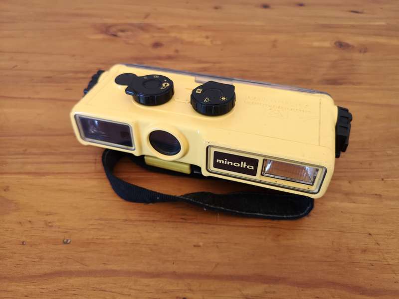 Minolta Weathermatic A 110 film underwater camera