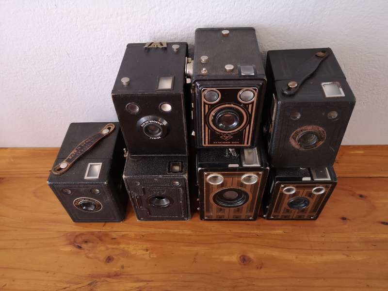 Antique/Vintage box cameras job lot