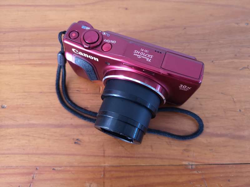 Canon Powershot SX710 HS 20.3 megapixel compact digital point & shoot camera