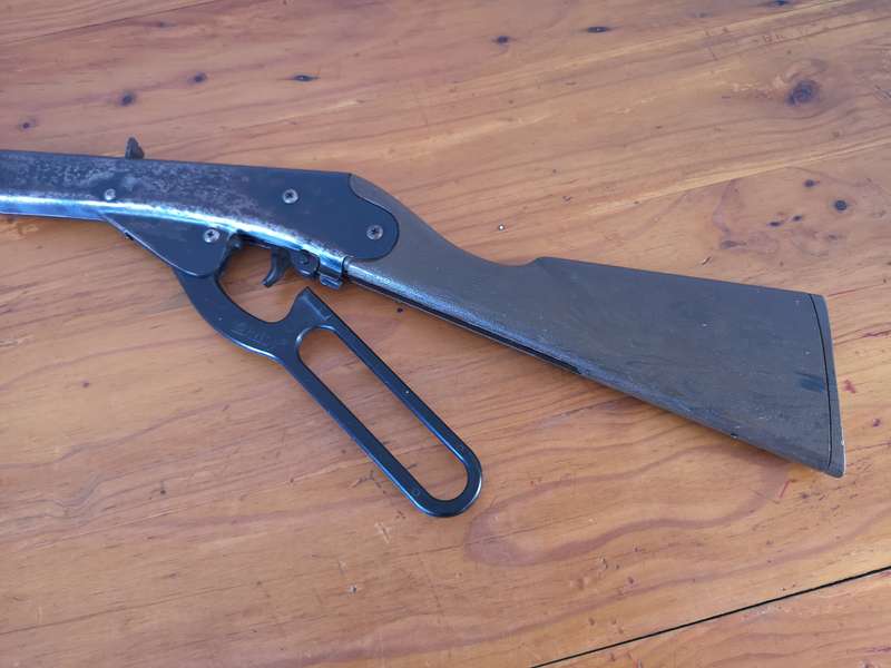 Vintage Daisy model 105B air rifle